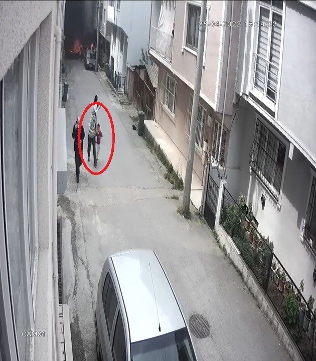 Bursa’da uçağın düşme anlarına ait yeni görüntüler ortaya çıktı