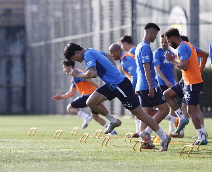 Fenerbahçe, Gaziantep FK mesaisine devam etti