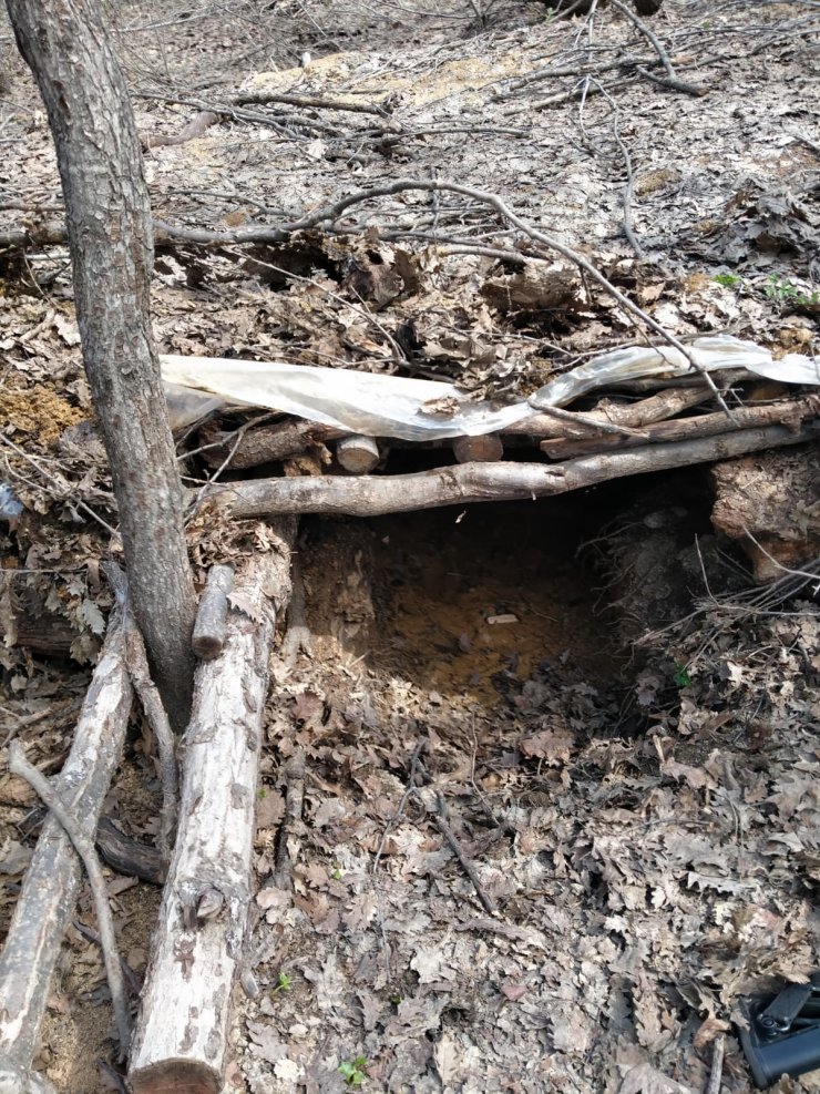 Tunceli'de 'Eren Kış- 23' operasyonunda 2 sığınak imha edildi