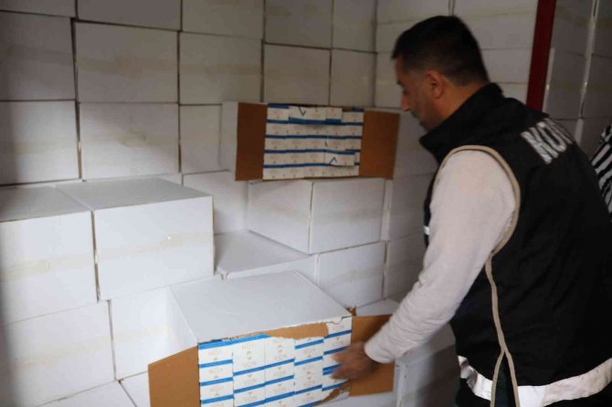 3 milyon adet boş makaron ele geçirildi