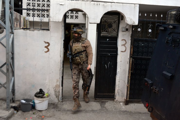 Adana'da şafakta DEAŞ operasyonu