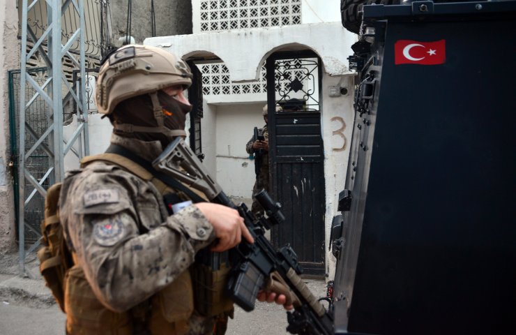 Adana'da şafakta DEAŞ operasyonu
