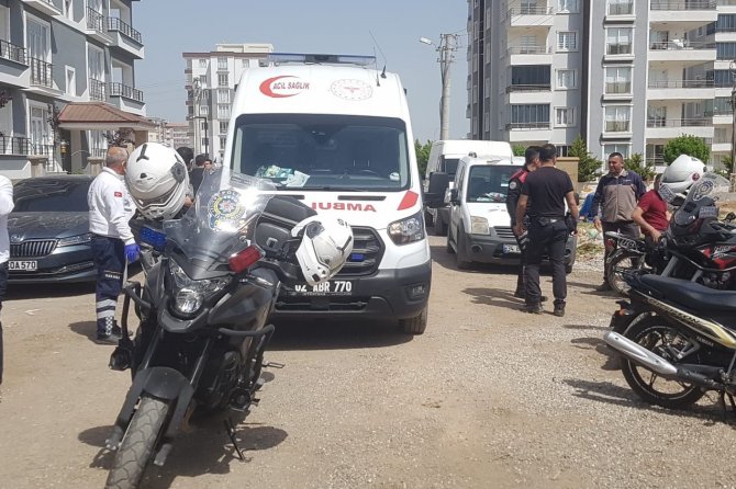 Alacak verecek kavgasında yumruklar havada uçuştu