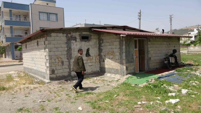 Aldığı yanık kokusu diri diri yanmaktan kurtardı