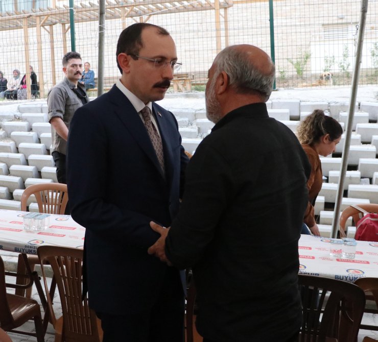 Bakan Muş: Denizli 64 ülkeye ihracat yapıyor