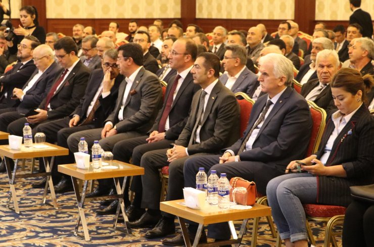 Bakan Muş: Denizli 64 ülkeye ihracat yapıyor