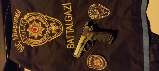 Çeşitli suçlardan gözaltına alınan 5 kişi tutuklandı