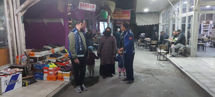 Dilendikleri paralar iç çamaşırı ve bebek arabasından çıktı