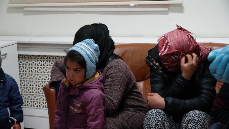 Dilendikleri paralar iç çamaşırı ve bebek arabasından çıktı