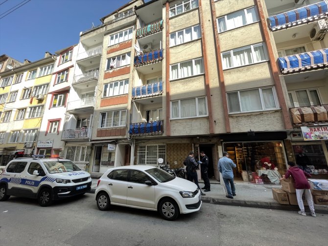 Merdivenlerden düşen kadın öldü