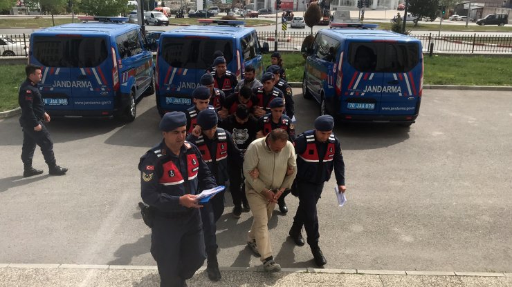 Hızlı tren raylarını çalan 4 şüpheli yakalandı