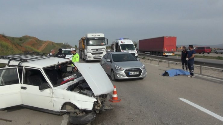 Kazada otomobilden fırlayan sürücü hayatını kaybetti