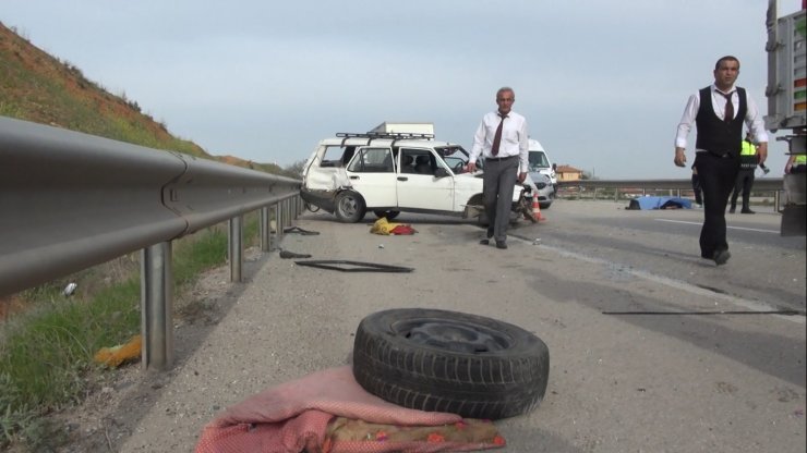 Kazada otomobilden fırlayan sürücü hayatını kaybetti
