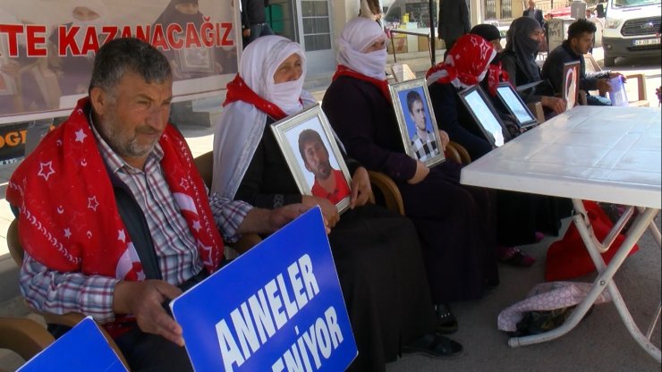 Muş'taki evlat nöbetinde aile sayısı 34 oldu