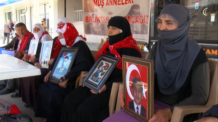 Muş'taki evlat nöbetinde aile sayısı 34 oldu