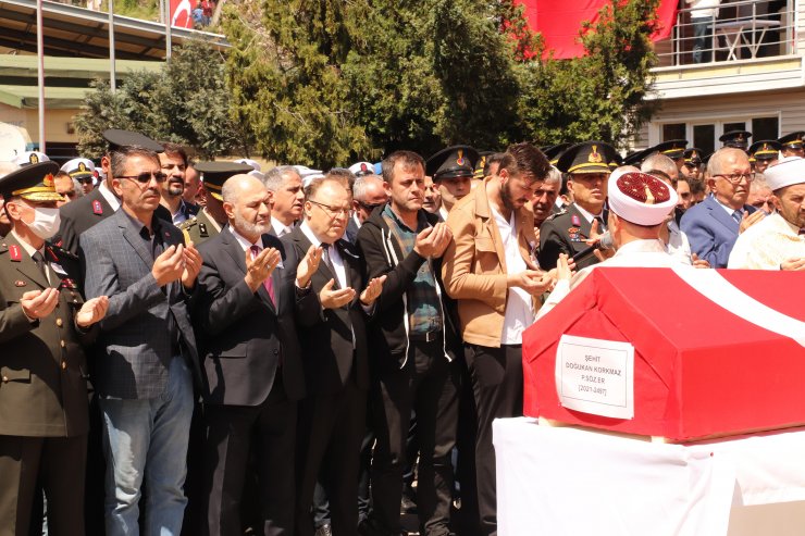 Şehit Sözleşmeli Er Doğukan Korkmaz, toprağa verildi