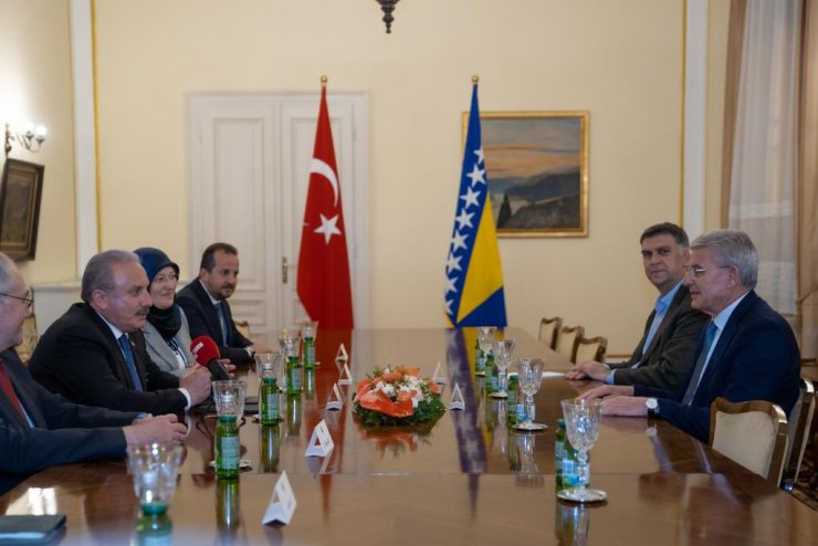 Şentop, Bosna Hersek’te Dzaferovic ile görüştü