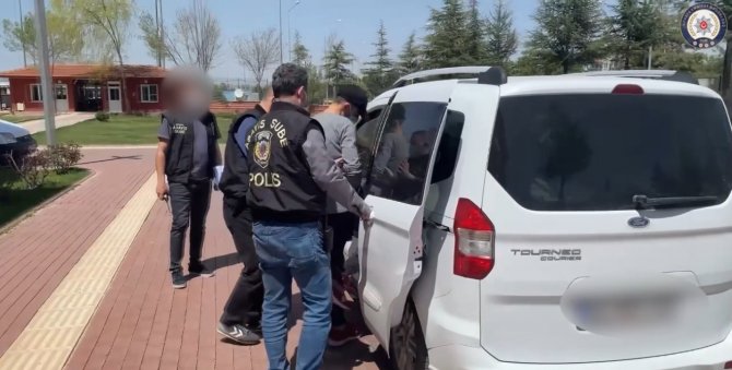 Yarım milyon liralık hırsızlık yapan 3 kişi tutuklandı