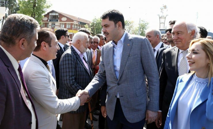 Bakan Kurum: Marmaris'imizi o eski hatırladığımız Marmaris'e getirebilmenin çabası içerisindeyiz