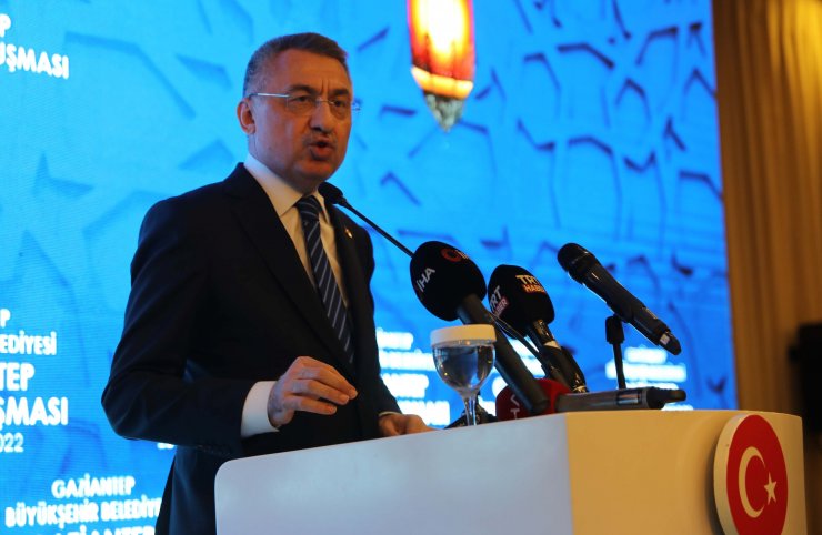 Fuat Oktay: Yuvarlak masa etrafında senaryo yazıyorlar