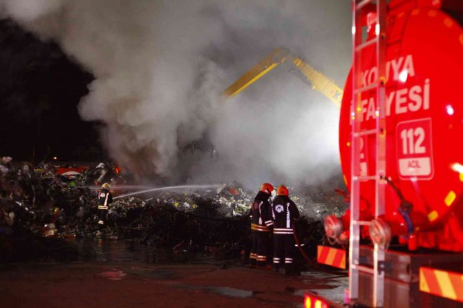 Konya hurdacılar sanayisinde yangın