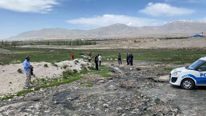 Koyun otlatan çoban baraj kenarında ceset buldu
