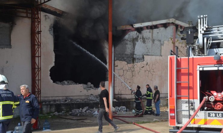 Mobilya mağazasında yangın