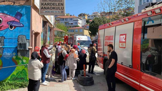 Otomobil ile duvar arasına sıkışan kadın hayatını kaybetti