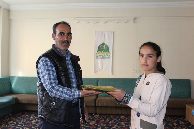 Siyer yarışmasında dereceye girenlere ödülleri dağıtıldı