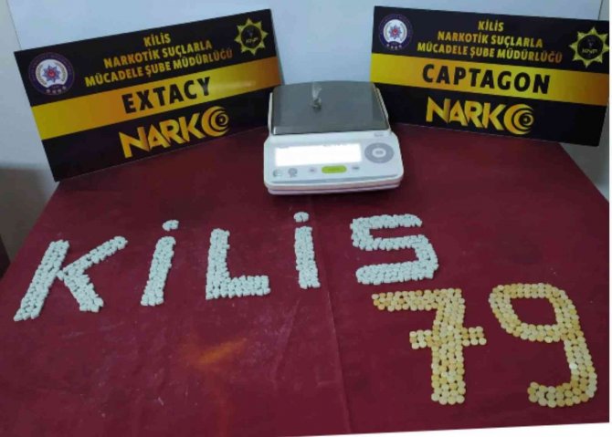 Uyuşturucudan 12 şahıs tutuklandı