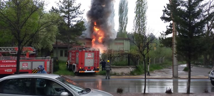 Ana trafoda yangın çıktı; 11 mahallenin elektriği kesildi