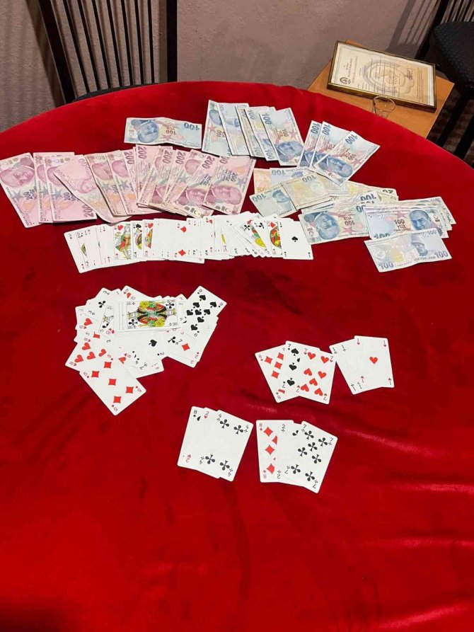 Aranan 90 şüpheli tutuklandı