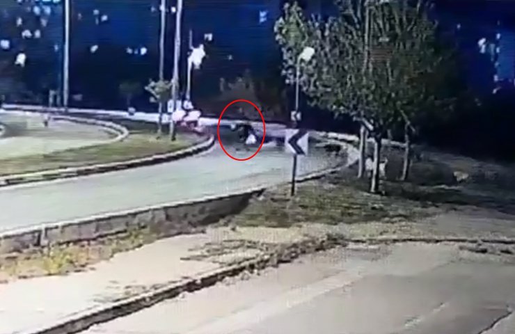 Köpeklerin saldırısında yaralandı