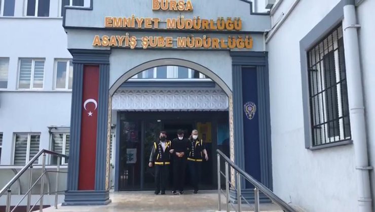 Küfür edince silahımı çıkarıp ateş ettim