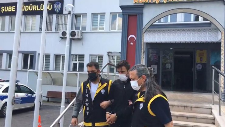Küfür edince silahımı çıkarıp ateş ettim