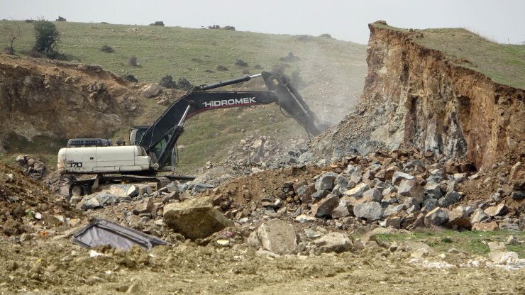 Taş ocağında patlatma yapıldığı iddiasına suç duyurusu