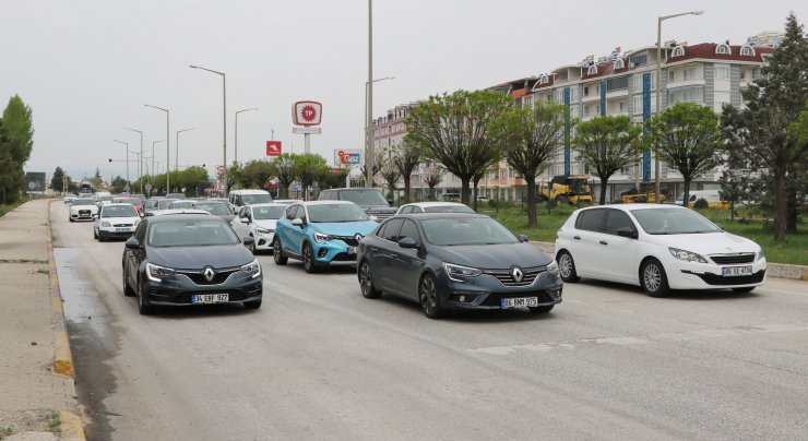 Afyonkarahisar- Antalya yolunda 'bayram' yoğunluğu