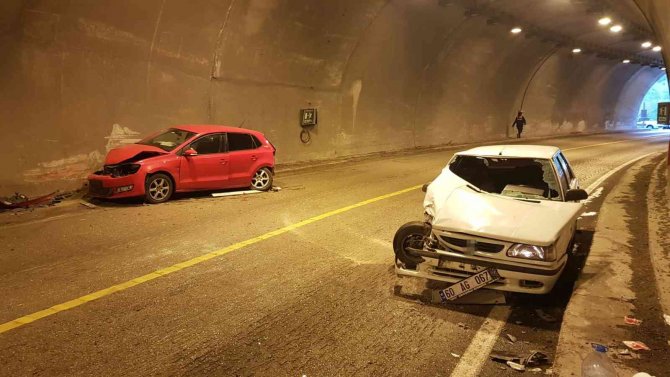 Aynı tünelde iki ayrı kaza: 2 yaralı