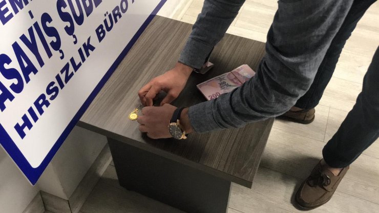 Evdeki altınları alıp kaçan liseli Manisa'da bulundu