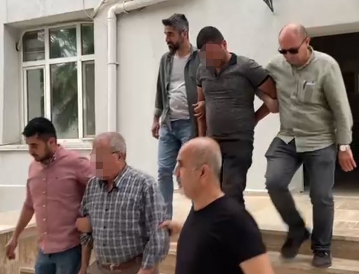 Evdeki altınları alıp kaçan liseli Manisa'da bulundu