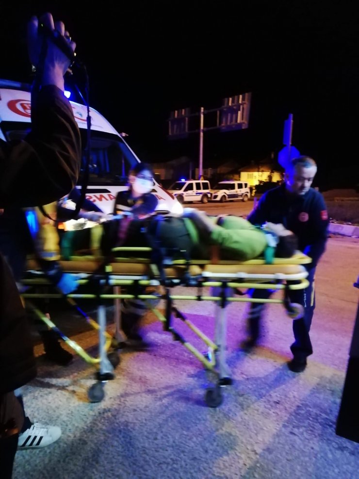 Freni boşalan TIR'ın 4 araca çarpması kamerada  