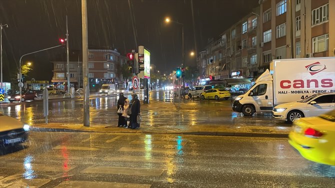 Konya'da sağanak etkili oldu