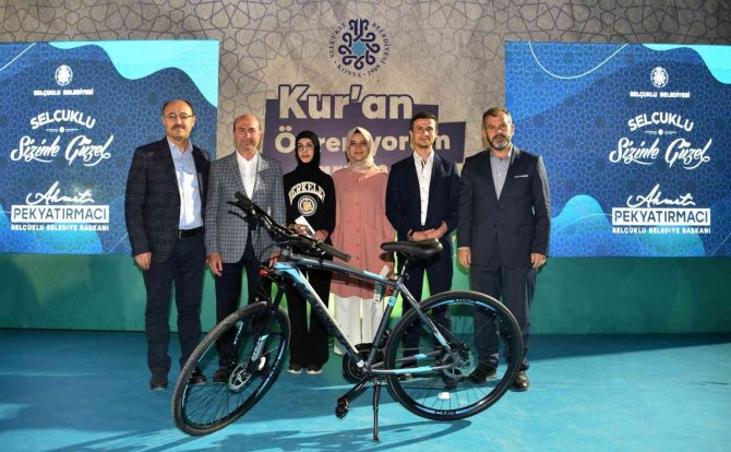 Kur’an öğreniyorum yarışmasında ödüller sahiplerini buldu