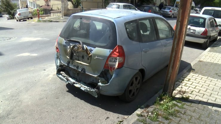 Minibüs alev alev yandı 