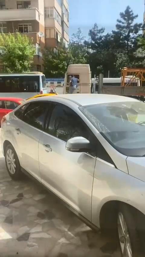 Tartıştığı TIR şoförünü yumrukladı 