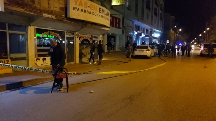 Ayağından vuruldu, ilk müdahaleyi olay yerinden geçen doktor yaptı