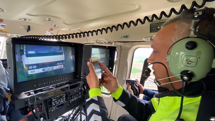 Bayram denetiminde helikopteri çeken sürücülere 'telefon' cezası