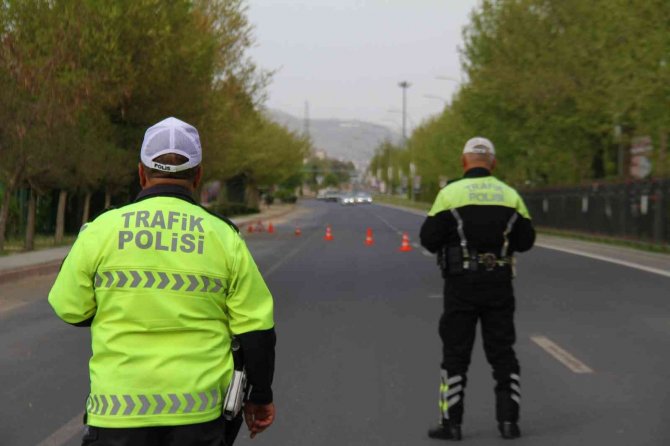 Bayram öncesi drone destekli trafik denetimi