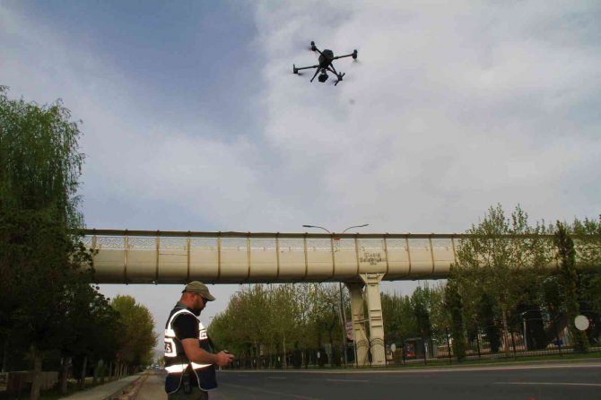 Bayram öncesi drone destekli trafik denetimi