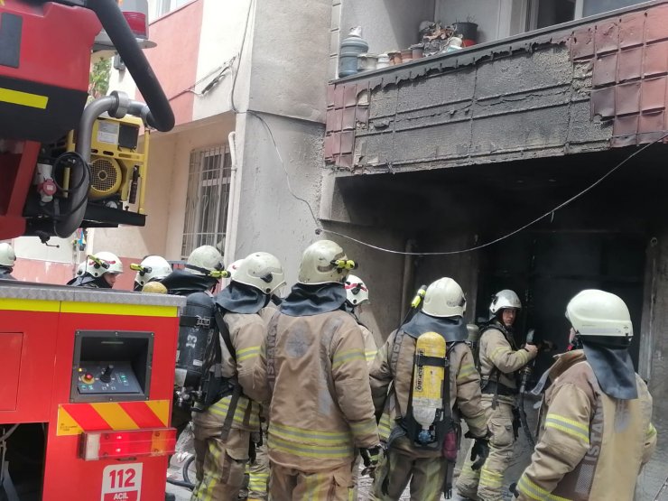 Esenyurt’ta yangın: 1 yaralı